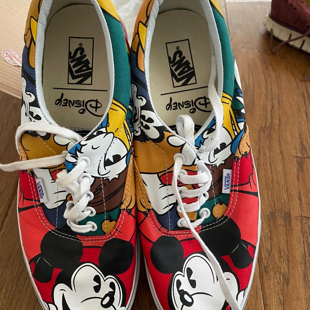 Men’s Vans Disney Mickey & Friends